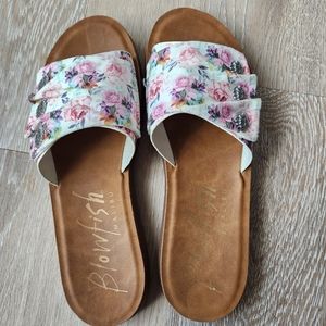Blowfish Malibu Women's Sandles floral size 8